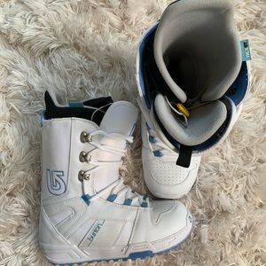 New BURTON Casa SnowBoard Boot size 9
